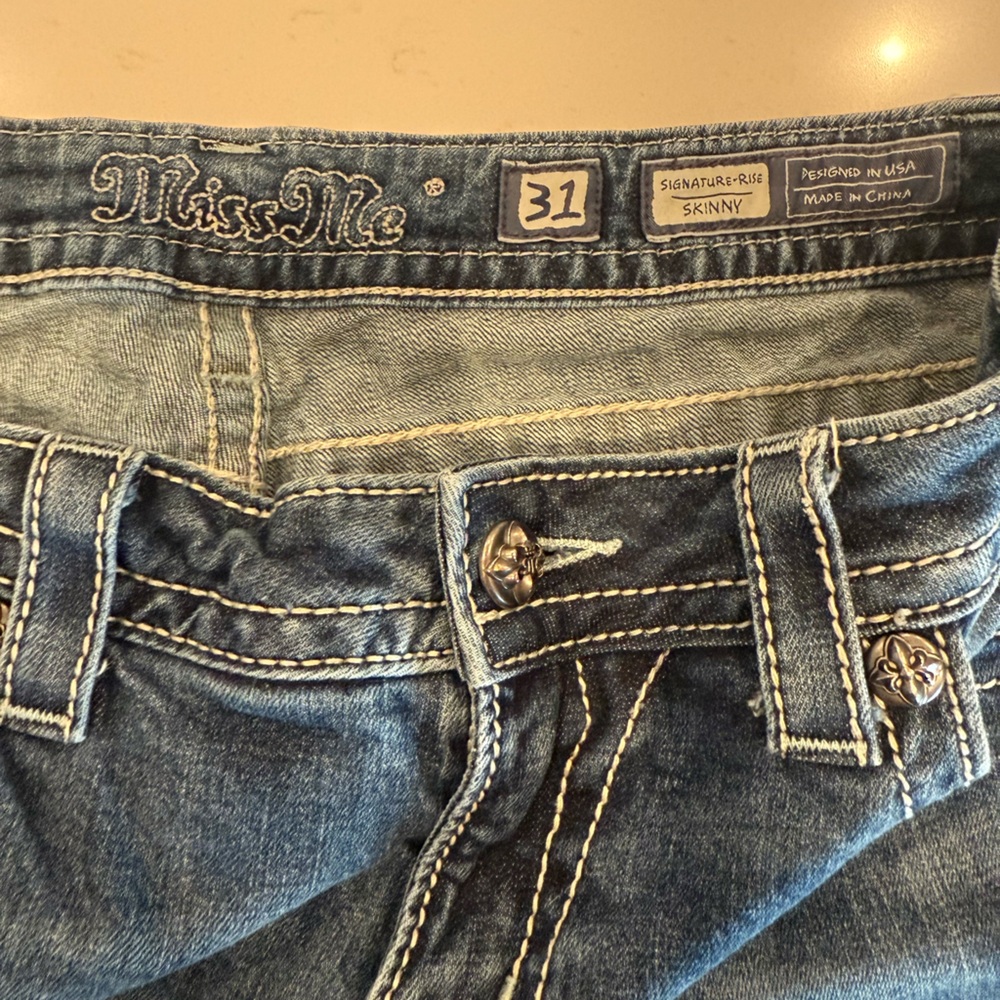 MISS ME Denim Size 31 Skinny Jeans Angel Wings
Cross Bradbury Crystal Pockets - Picture 10 of 11